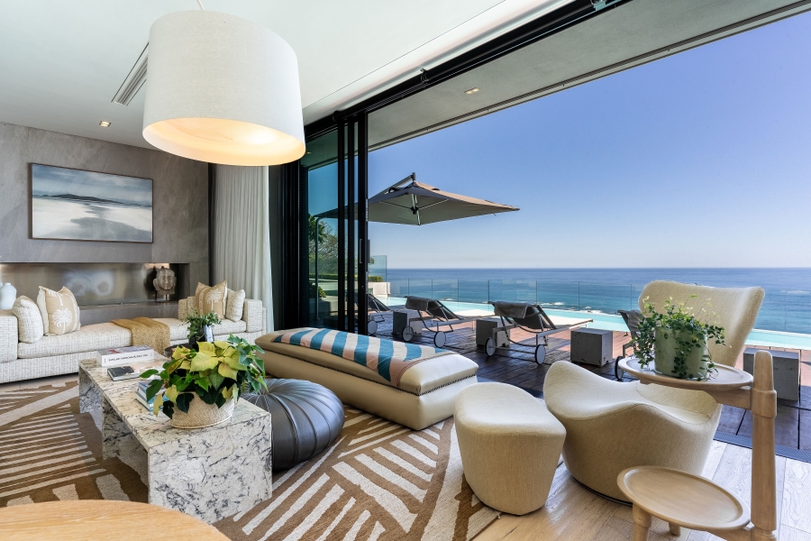 To Let 6 Bedroom Property for Rent in Clifton Western Cape